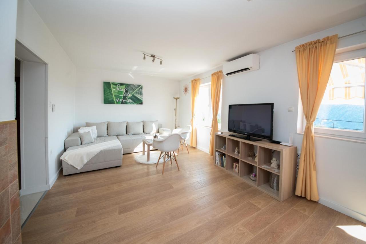Apartman Sous Les Rochers Grizane-Belgrad Ngoại thất bức ảnh