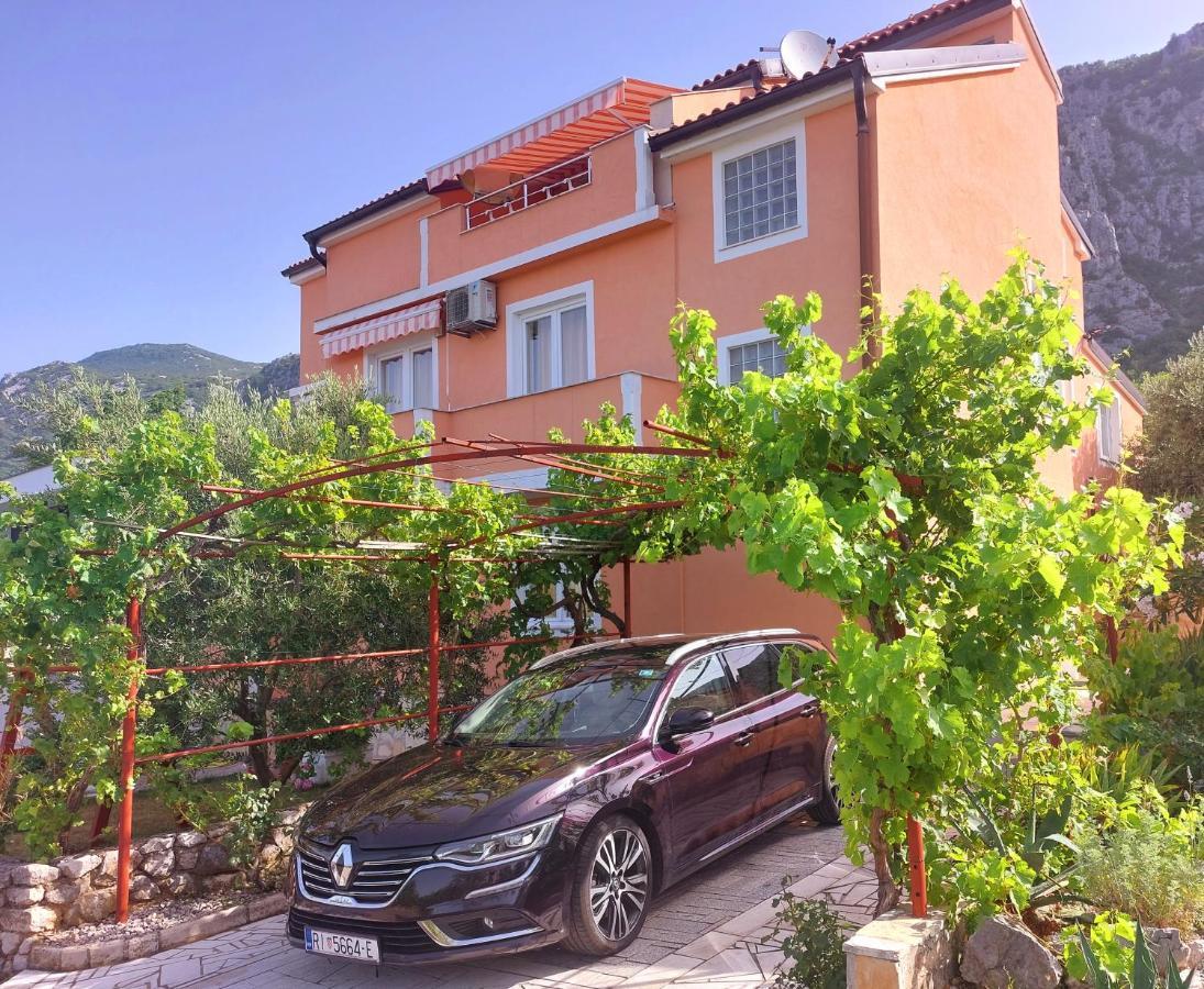 Apartman Sous Les Rochers Grizane-Belgrad Ngoại thất bức ảnh